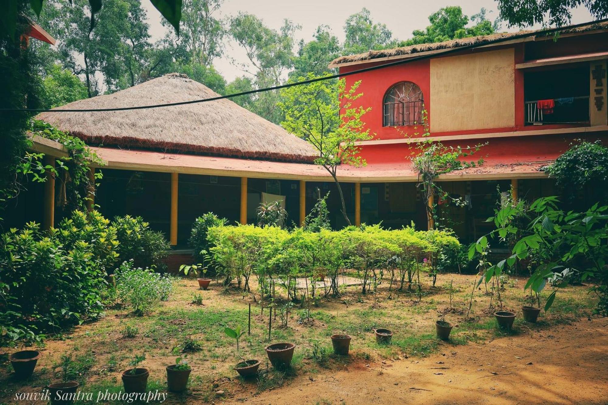 Theatre House, Farmstay Shānti Niketan Exteriér fotografie